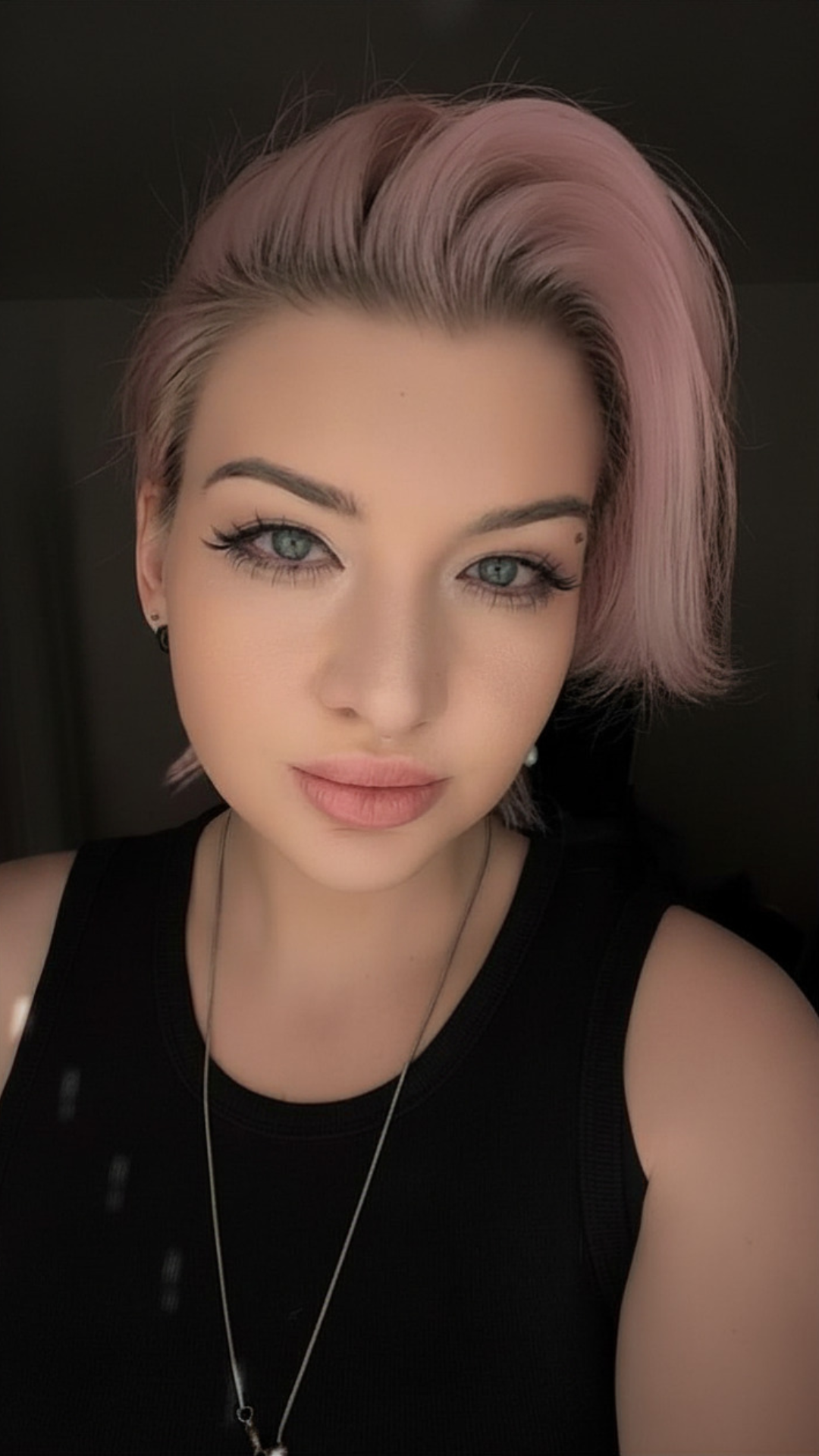 Atelier B. clinician portrait