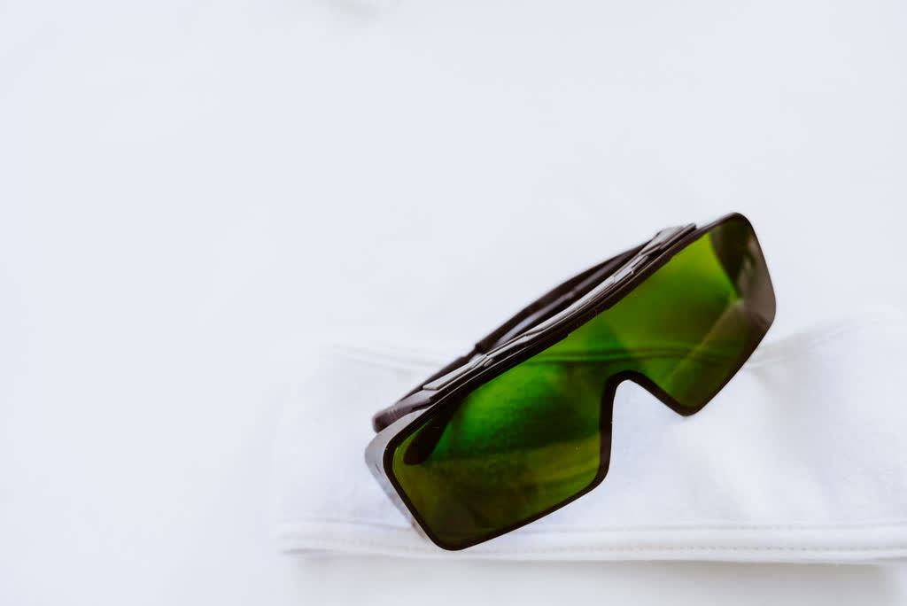 Dark protective glasses worn during Diolaze